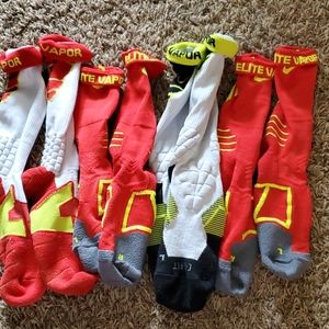 4 pair Nike elite vapor socks size large